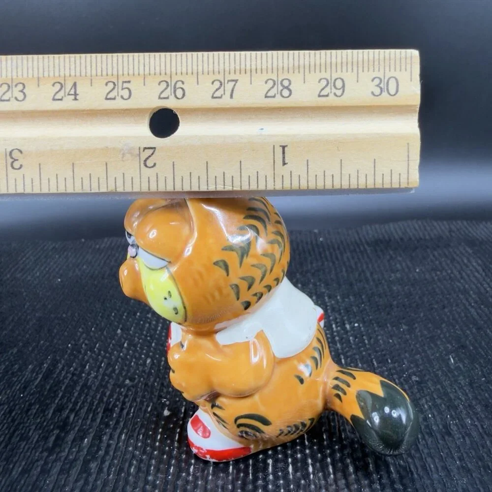 Vintage 1980s Enesco Whistling Jogging Running GARFIELD Ceramic‎ Figurine Small